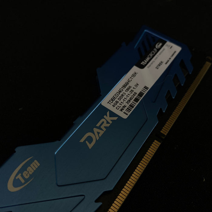 แรม Ram TEAM DARK 4GB DDR3 BUS1866 ไม่มีกล่อง ประกันร้าน 14 วัน